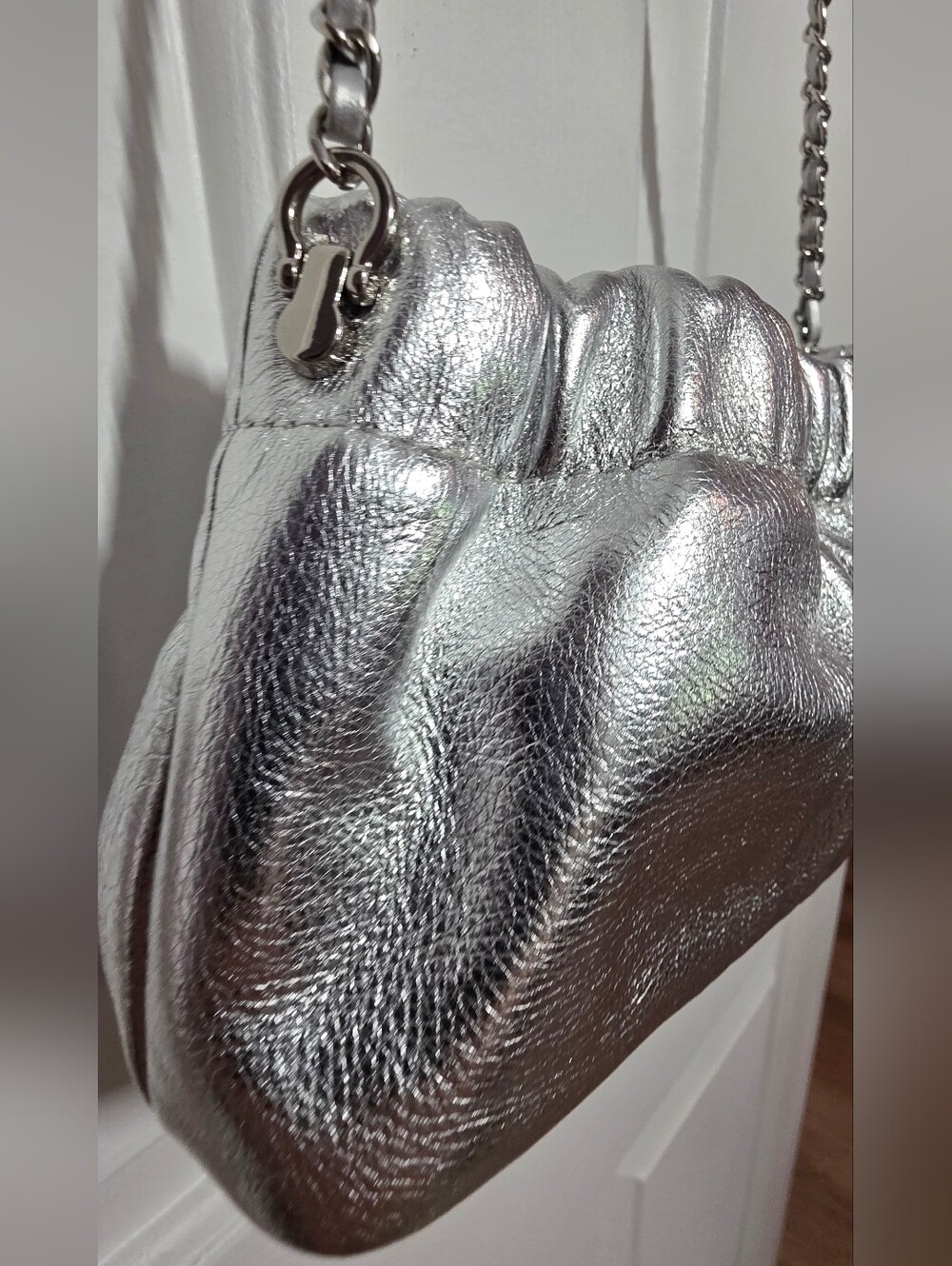Genuine Leather Silver Metallic Chain-Handle Shoulder Bag - Picture 11 of 14